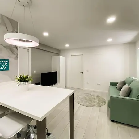 Very Close To - Apartment